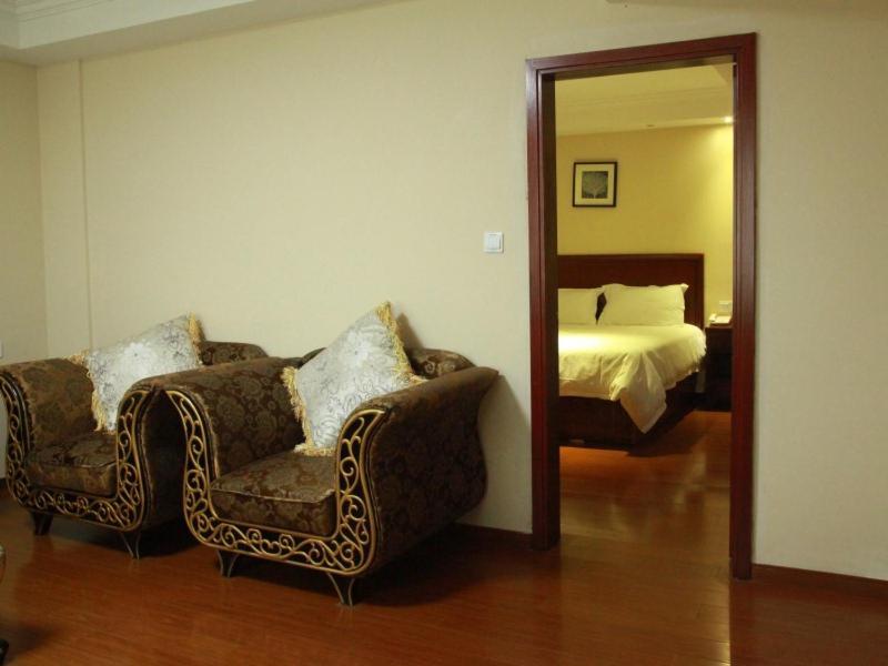 GreenTree Inn Zhejiang Taizhou Linhai Passenger Transport Center Lamei Road Business Hotel Exterior foto