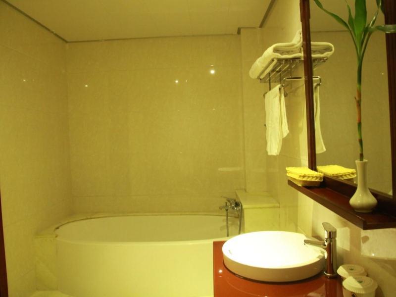 GreenTree Inn Zhejiang Taizhou Linhai Passenger Transport Center Lamei Road Business Hotel Exterior foto